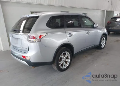 2015 Mitsubishi Outlander Se z USA, uszkodzony, nr VIN JA4AZ3A39FZ010819